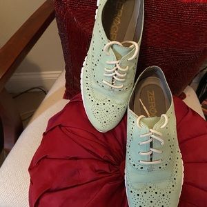 Teal blue string up track leather sneaker like